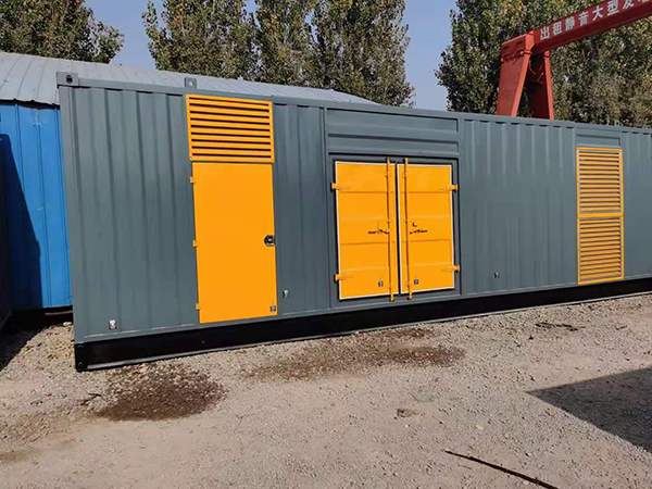 比如300kw 柴油发电机组用多大的空气开关？