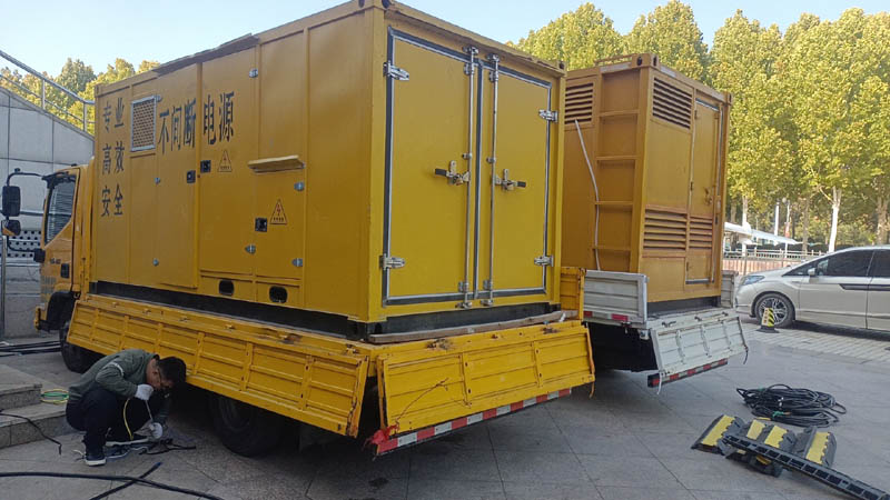 比如柴油发电机组和UPS电源配合使用时的注意事项