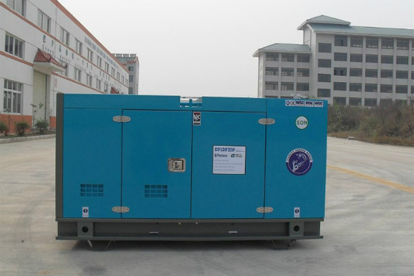 比如发电机租赁发电机组的换季保养注意事项